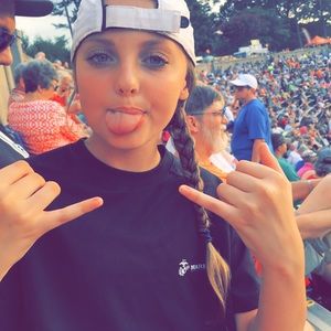 Meet your Posher, Taylor